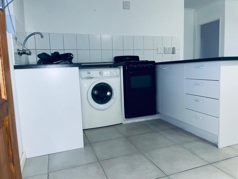 2 Bedroom Property for Sale in Richmond Estate Western Cape